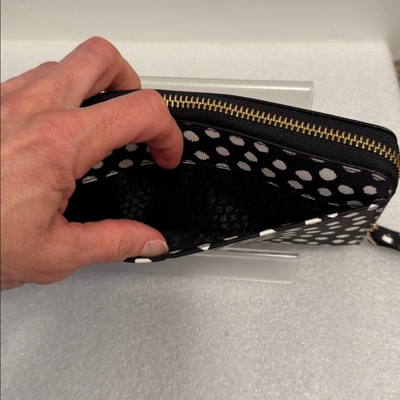 kate spade neda black and white laurel way printed musical dot  wristlet NWT - Picture 4 of 7